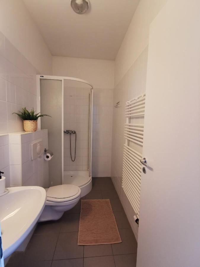 Hid Ifjusagi Szallo Hostel Dunaújváros Εξωτερικό φωτογραφία